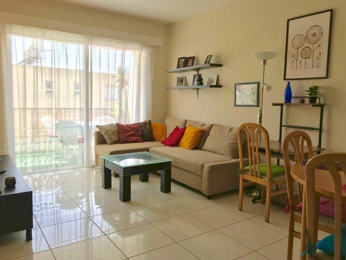 Beautiful Apartment Near The Sea Paphos Exterior photo